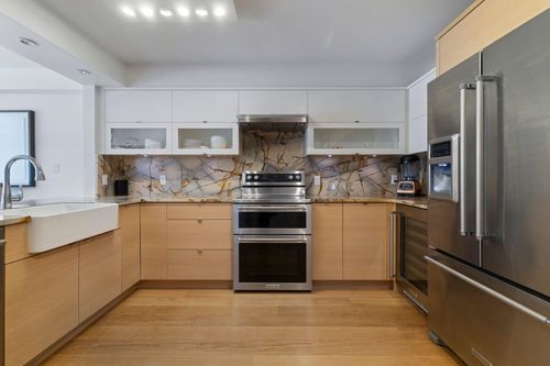 303-1501 Howe St, Vancouver, BC, V6Z2P8 | Card Image