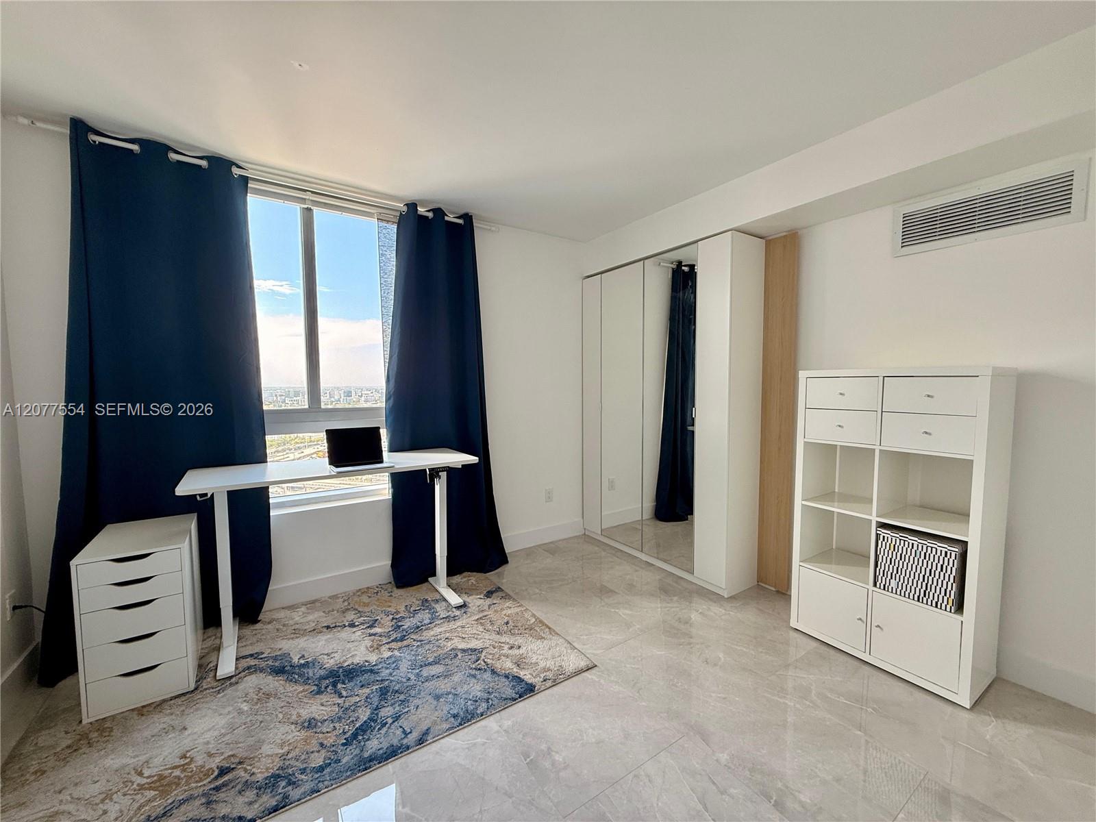 Residential Lease in Miami 3