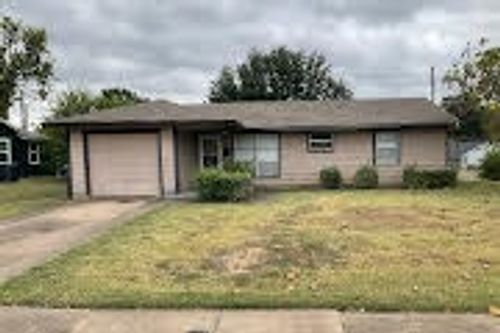 12542 Rialto Dr, Dallas, TX, 75243-1858 | Card Image