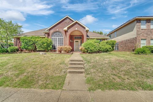 4001 Arrowcrest Ln, Garland, TX, 75044-6062 | Card Image