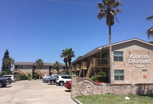 b9-15209 Leeward Dr, Corpus Christi, TX, 78418-8033 | Card Image