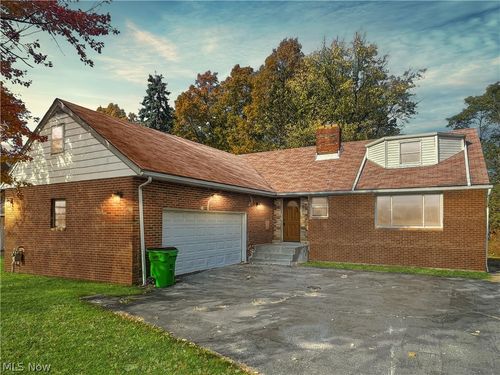 4643 Monticello Blvd, Cleveland, OH, 44143-2841 | Card Image