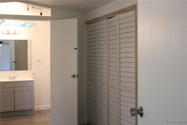 4209 E Lake Park Dr, House other with 2 bedrooms, 2 bathrooms and null parking in Hernando FL | Image 10