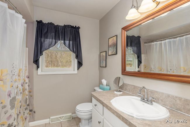 Full bathroom | Image 17