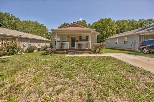 723 Crysler Ave, Independence, MO, 64050-2312 | Card Image