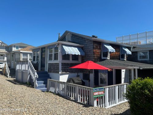 4 Pilgrim Pathway, Point Pleasant Beach, NJ, 08742-5633 | Card Image