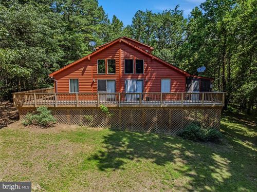 292 Creekview Ln, Berkeley Springs, WV, 25411-3116 | Card Image