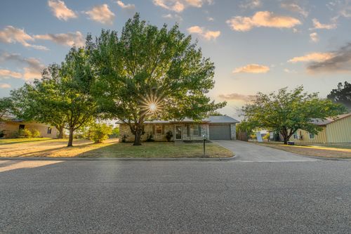 510 S Williams St, Hamilton, TX, 76531-2409 | Card Image