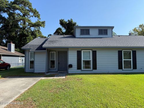 133 Village Cir, Jacksonville, NC, 28546-7787 | Card Image