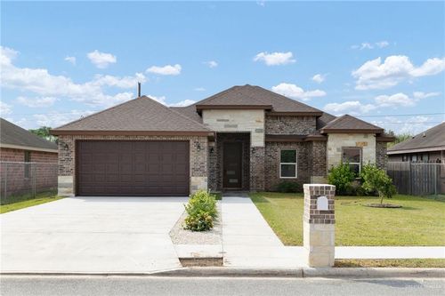 3214 Venezuela Ave, Weslaco, TX, 78596-4482 | Card Image