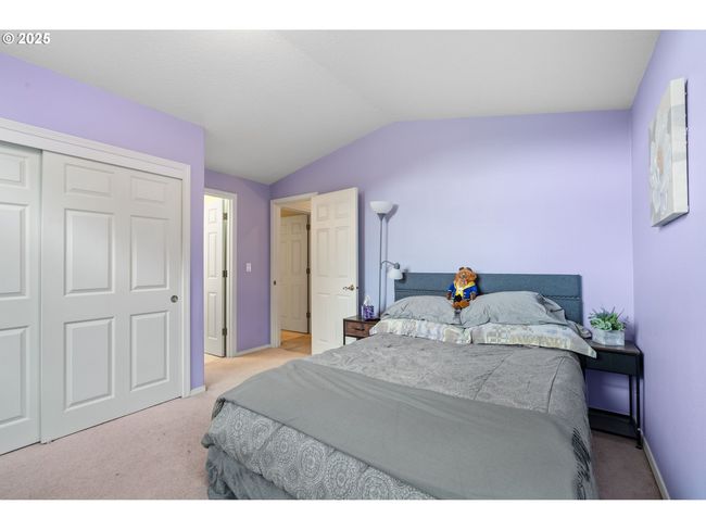 3010 Sw Phyllis Dr, House other with 4 bedrooms, 3 bathrooms and 3 parking in Gresham OR | Image 31