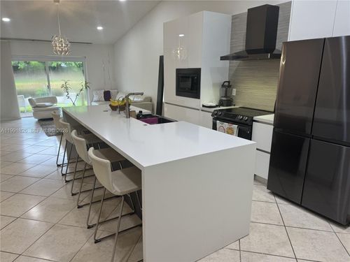 2002 Andromeda Ln, Weston, FL, 33327-2223 | Card Image