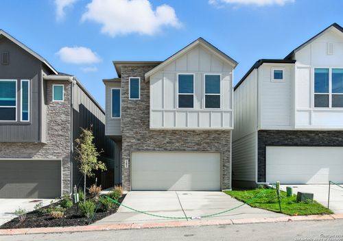 unit-202-6464 Babcock Rd, San Antonio, TX, 78249-4599 | Card Image