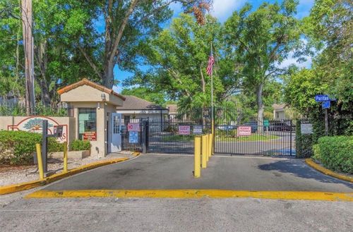 401-4965 Puritan Cir, TAMPA, FL, 33617-8357 | Card Image