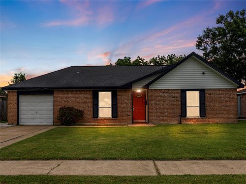 11939 Flushing Meadows Dr, Houston, TX, 77089-6323 | Card Image