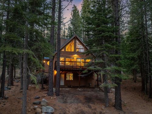 12730 Palisade St, Truckee, CA, 96161-5015 | Card Image