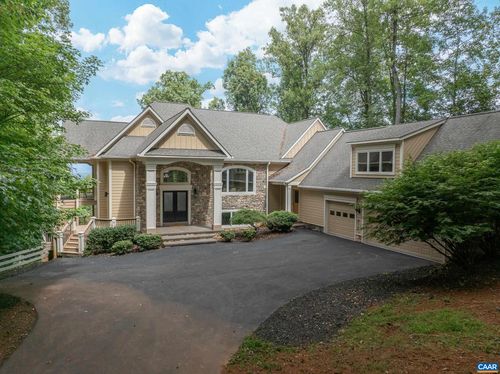 2515 Summit Ridge Trl, CHARLOTTESVILLE, VA, 22911-8700 | Card Image