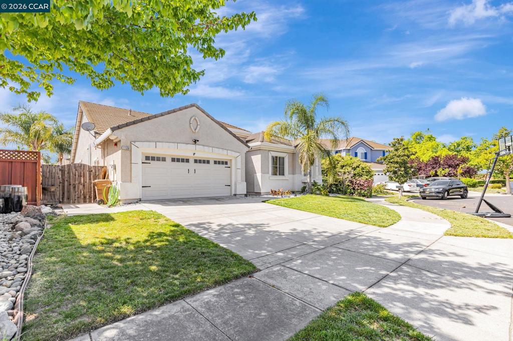 Residential in Brentwood 2