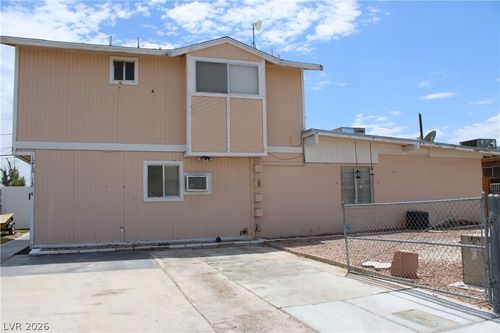 a-1212A Phillips Ave, Las Vegas, NV, 89104-3435 | Card Image
