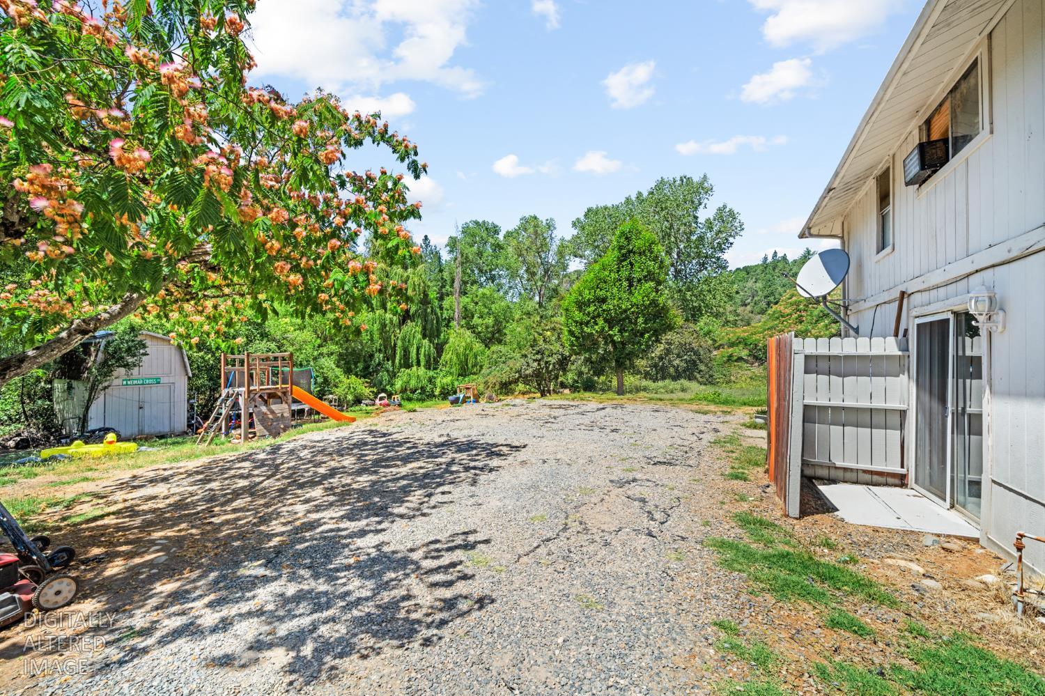 Residential Income in Colfax 3