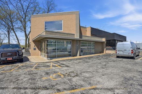 11324 Southwest Hwy, Palos Hills, IL, 60465-2717 | Card Image