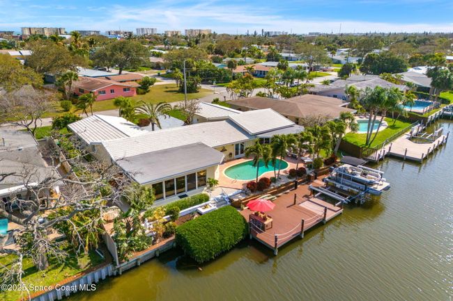 561 Capri Rd, House other with 4 bedrooms, 4 bathrooms and null parking in Cocoa Beach FL | Image 74