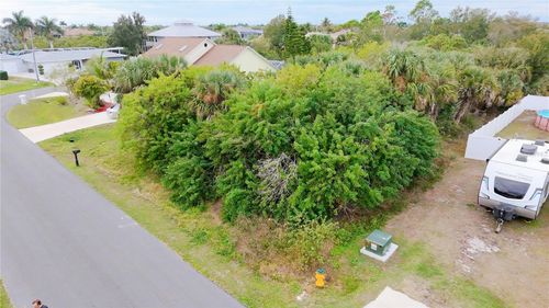 18962 Mcgrath Cir, PORT CHARLOTTE, FL, 33948-9441 | Card Image