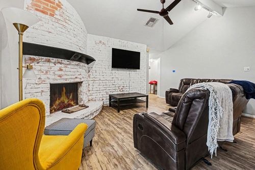 1339 Macclesby Ln, Channelview, TX, 77530-4822 | Card Image