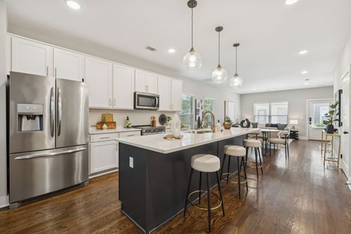 218 Thompson Park Dr, Nashville, TN, 37211-2685 | Card Image