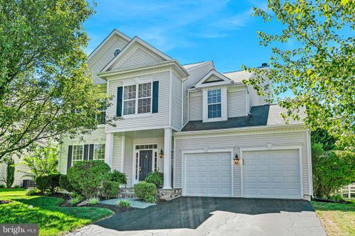 17133 Magic Mountain Drive, ROUND HILL, VA, 20141 | Card Image