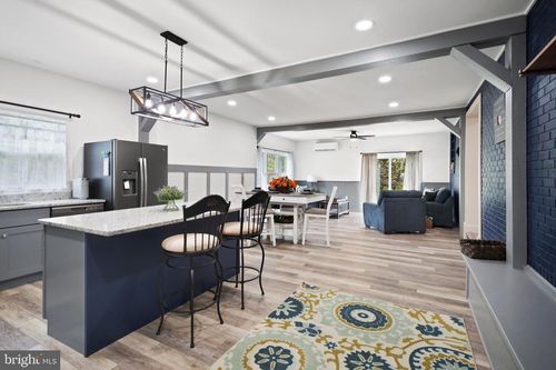 30 April Ln, HEDGESVILLE, WV, 25427-5305 | Card Image