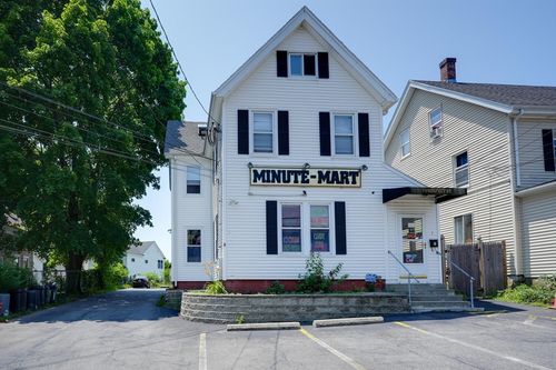 7 Prospect St, Woburn, MA, 01801-4219 | Card Image