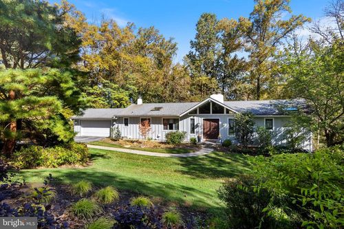 224 French Rd, NEWTOWN SQUARE, PA, 19073-2504 | Card Image
