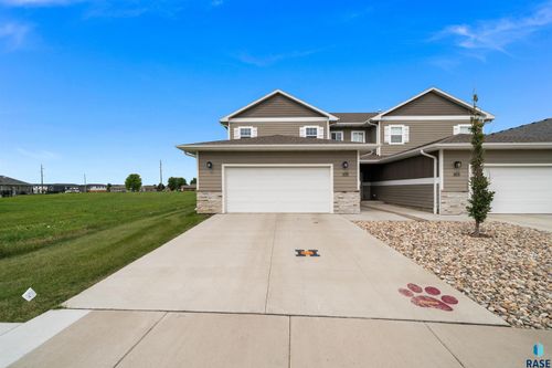 305 Harvest Trl Trail, Harrisburg, SD, 57032 | Card Image