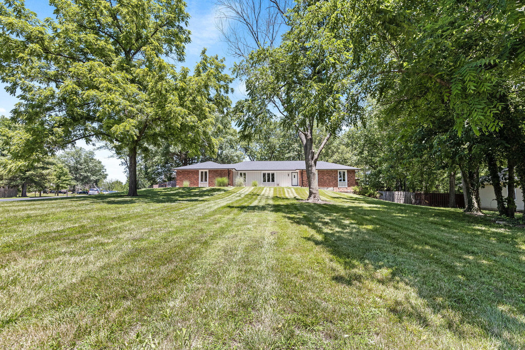 Cedar Lake Dr, Columbia, MO 65203