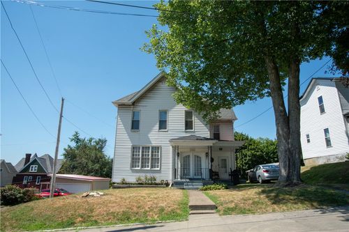 166 Pennsylvania Ave, Rochester, PA, 15074-1928 | Card Image