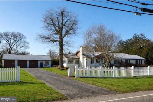 1659 E Walnut Rd, Vineland, NJ, 08361-6035 | Card Image