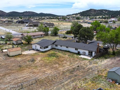 7965 E Gemini Dr, Flagstaff, AZ, 86004-1153 | Card Image
