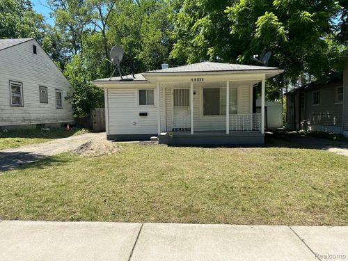 19325 Grandville Ave, Detroit, MI, 48219-2709 | Card Image