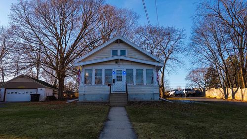 234 S Jefferson Street, Waterford, WI, 53185 | Card Image