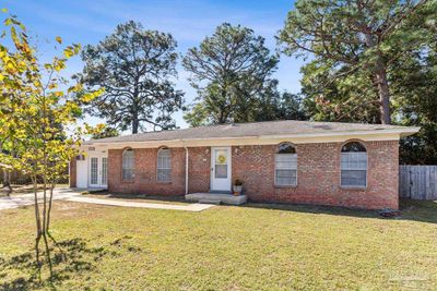 4555 Sailboat Ln, House other with 3 bedrooms, 2 bathrooms and null parking in Pensacola FL | Image 3