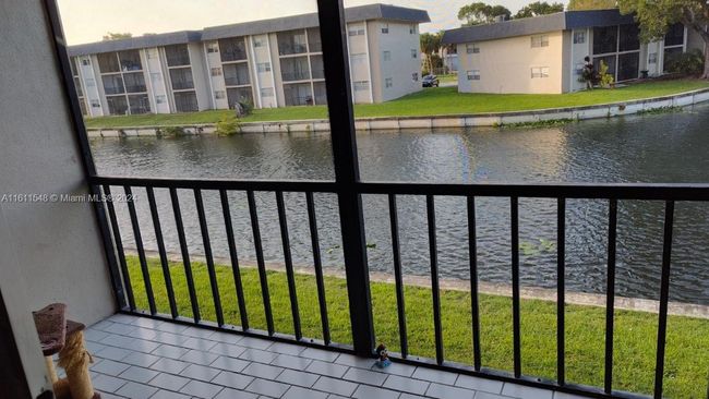 APT-210 - 7925 Colony Cir S, Condo with 2 bedrooms, 2 bathrooms and null parking in Tamarac FL | Image 6