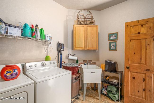 Separate Laundry Service | Image 18