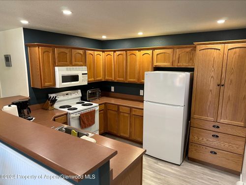 504-520 Riverview Drive, New Castle, CO, 81647 | Card Image