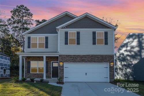 142 Rustling Waters Dr, Mooresville, NC, 28117-5837 | Card Image