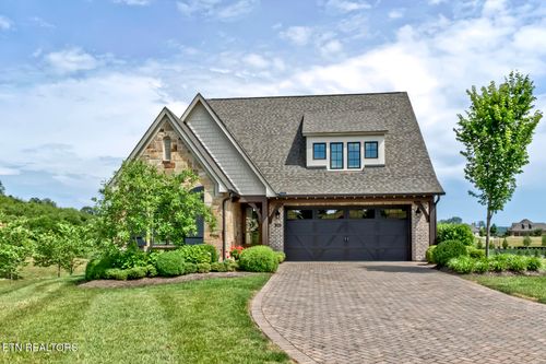 274 E Highlands Cir, Lenoir City, TN, 37772-1518 | Card Image