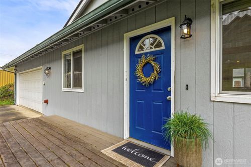12942 Cedar Ave Nw, Poulsbo, WA, 98370-8149 | Card Image