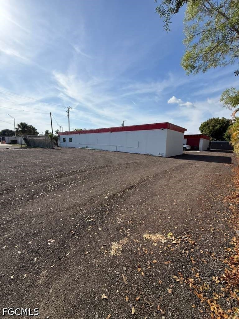 Commercial Lease in North Fort Myers 2