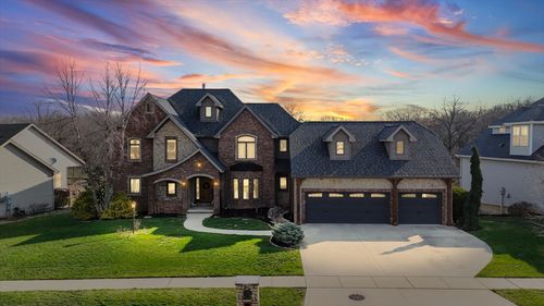 1610 Briarwood Ln, Mahomet, IL, 61853-7652 | Card Image