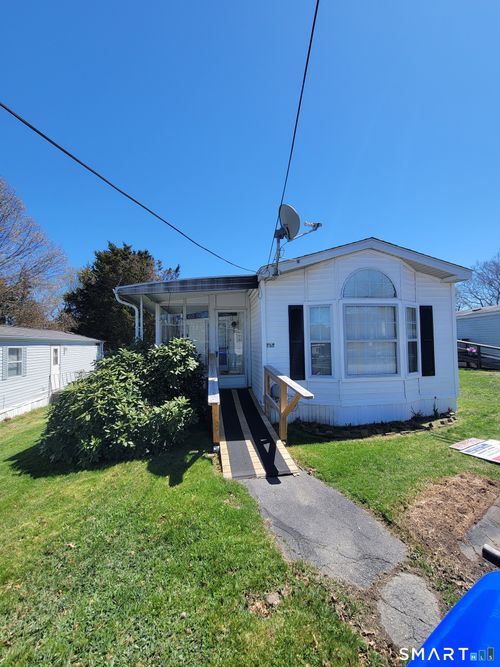 134 E St, Groton, CT, 06340-5368 | Card Image